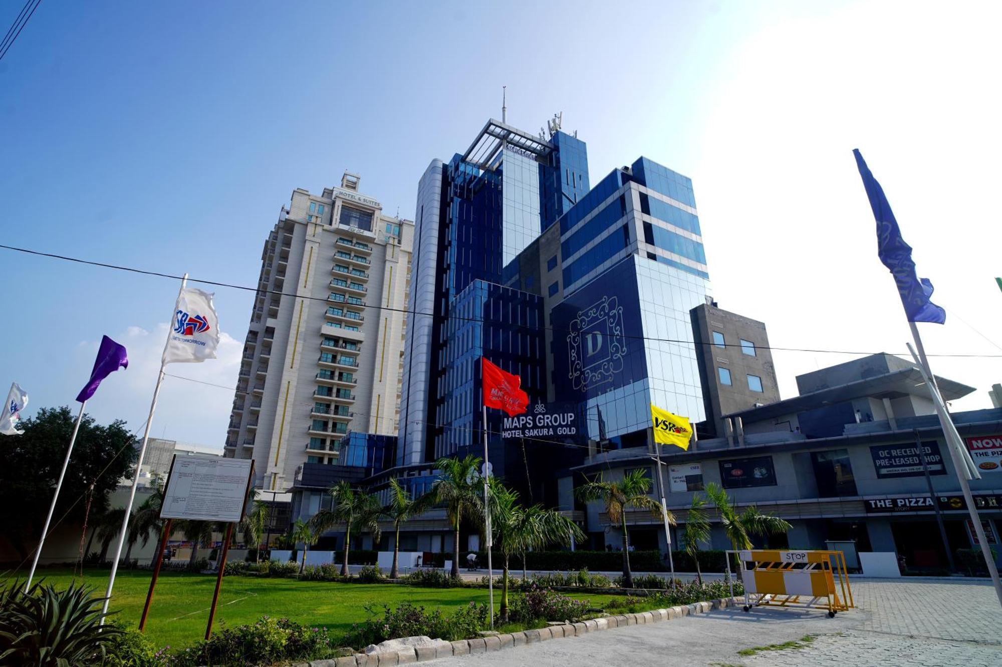 Hotel Sakura Gold Gurgaon Eksteriør billede