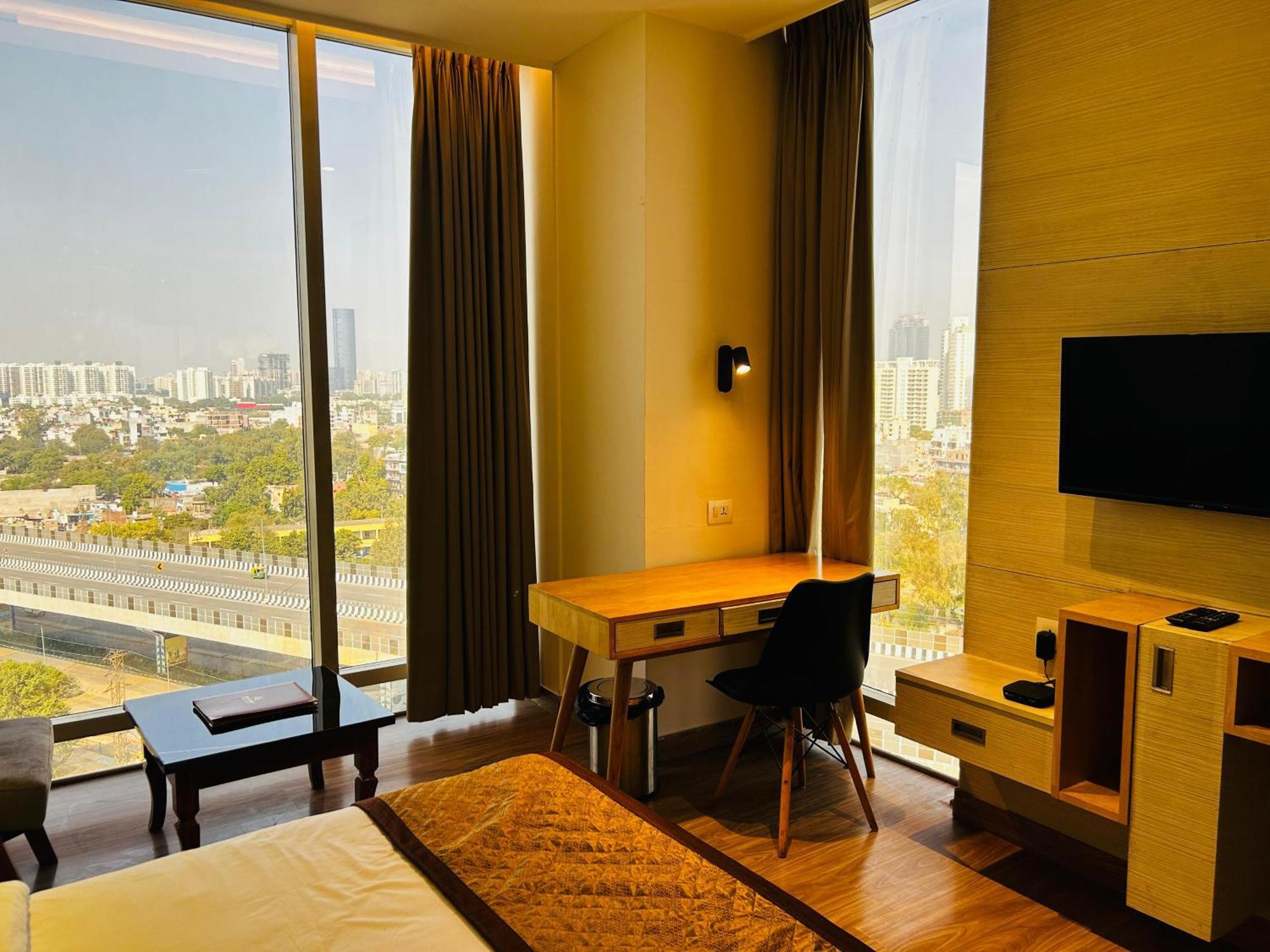 Hotel Sakura Gold Gurgaon Eksteriør billede